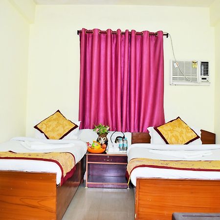 Hotel Vipassana Bodh Gaya Exterior photo