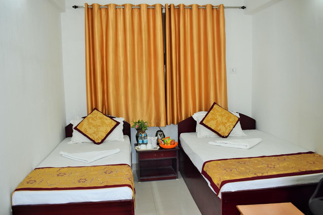 Hotel Vipassana Bodh Gaya Exterior photo