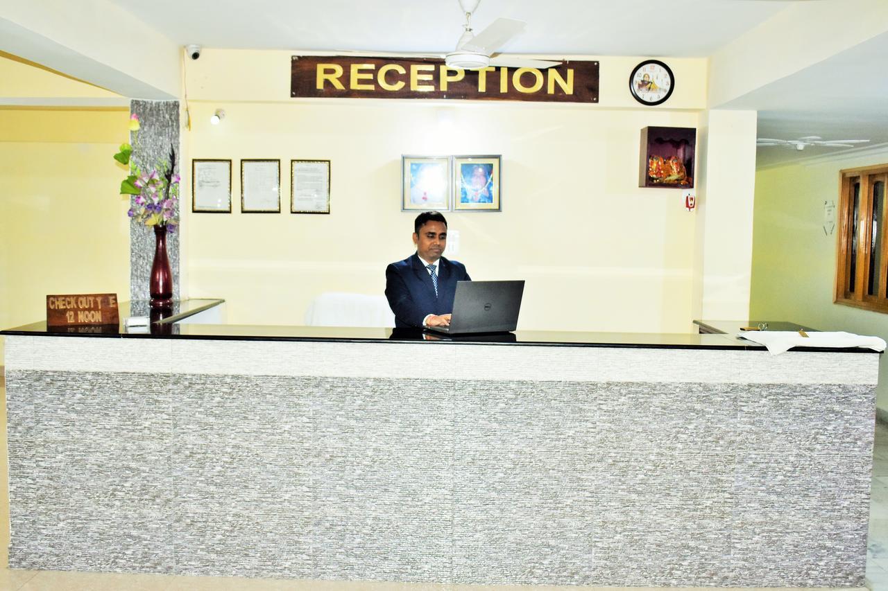 Hotel Vipassana Bodh Gaya Exterior photo