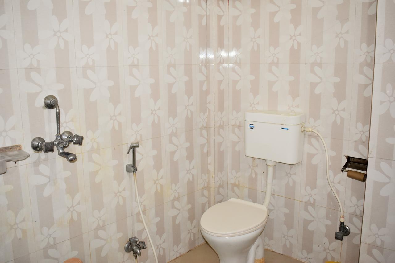 Hotel Vipassana Bodh Gaya Room photo
