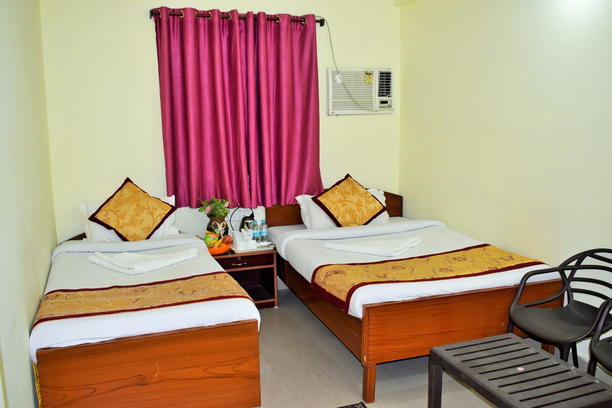Hotel Vipassana Bodh Gaya Exterior photo